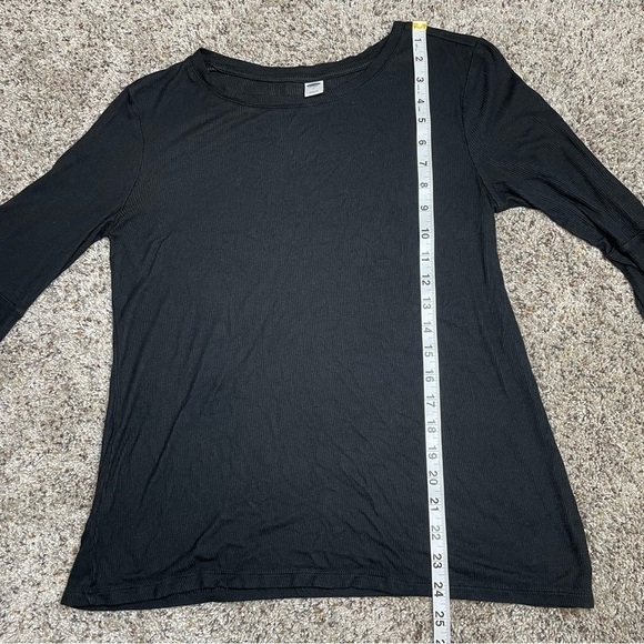 Old Navy Black Rib Knit Bell Sleeve Crewneck Top Shirt Medium - Picture 8 of 8